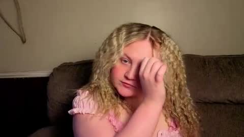 PhatAssBlond online show from 20, 7, 2026