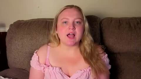 PhatAssBlond online show from 31, 7, 2026