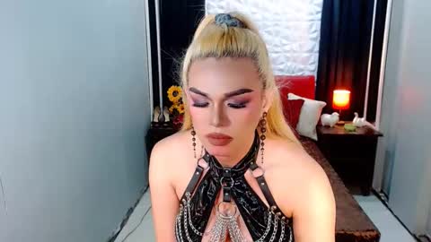 Snapshot of phenominalduodiva chatting on 22, 10, 2025 cervena online show from 22, 10, 2025