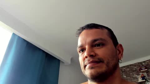 Snapshot of philipe_inzagui chatting on 22, 12, 2024 Philipe online show from 22, 12, 2024