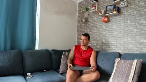 Snapshot of philipe_inzagui chatting on 16, 2, 2026 Philipe online show from 16, 2, 2026