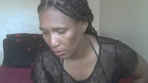 Snapshot of phoenixcandy chatting on 10, 1, 2025 phoenixcandy online show from 10, 1, 2025