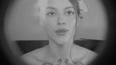 Snapshot of phoenixx_x chatting on 30, 4, 2026 phoenixx_x online show from 30, 4, 2026