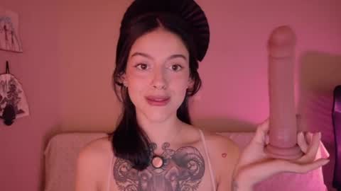 phoenixx_x online show from 10, 6, 2026
