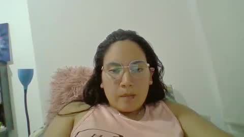 phoop_lilaa online show from 6, 2, 2026