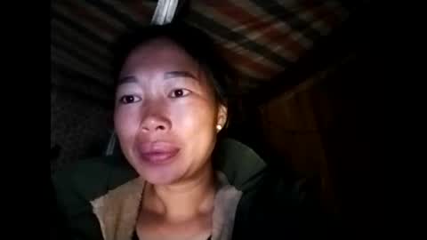 phuong_vietnam online show from 1, 4, 2026