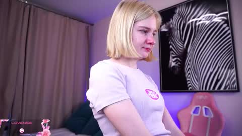 Hann G. Jones online show from 28, 10, 2025