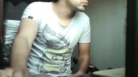 Snapshot of picaachu chatting on 8, 3, 2025 picaachu online show from 8, 3, 2025