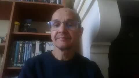 Snapshot of pichoun71 chatting on 29, 3, 2026 pichoun71 online show from 29, 3, 2026
