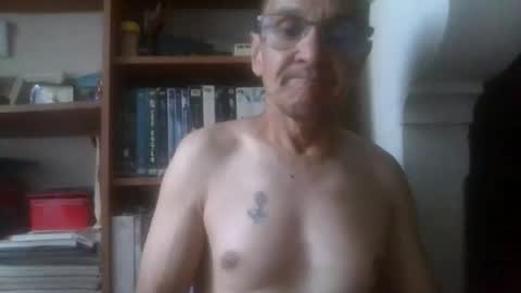 Snapshot of pichoun71 chatting on 15, 7, 2026 pichoun71 online show from 15, 7, 2026