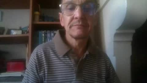 Snapshot of pichoun71 chatting on 24, 7, 2026 pichoun71 online show from 24, 7, 2026