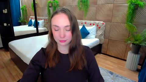 Emelie online show from 9, 4, 2026