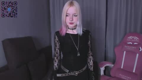 piginnya online show from 10, 11, 2025