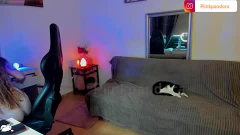 PiinkPandora online show from 14, 11, 2025