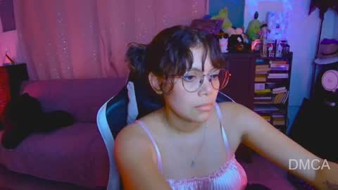 Snapshot of piixiie_d_oll chatting on 24, 4, 2026 Andrea G online show from 24, 4, 2026