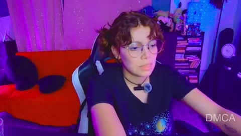 Snapshot of piixiie_d_oll chatting on 6, 5, 2026 Andrea G online show from 6, 5, 2026