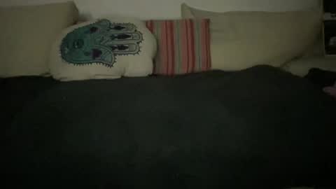 Pikafounes online show from 30, 11, 2025