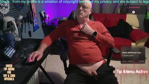 Snapshot of pilot_dave_69 chatting on 22, 12, 2025 Dave online show from 22, 12, 2025