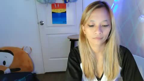 pinay beauty14 online show from 23, 2, 2025