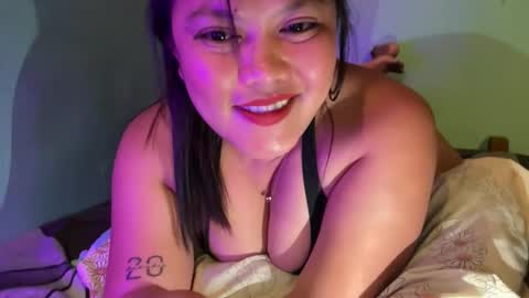 Snapshot of pinay_feb chatting on 6, 11, 2025 Hot Feb online show from 6, 11, 2025