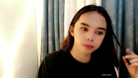 Snapshot of pinay_heart chatting on 12, 4, 2026 heart online show from 12, 4, 2026