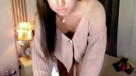 Ivy Morningstar online show from 8, 9, 2025
