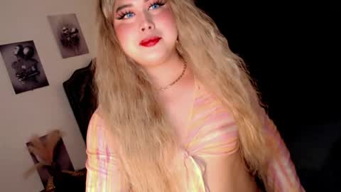 Ivy Morningstar online show from 5, 8, 2026