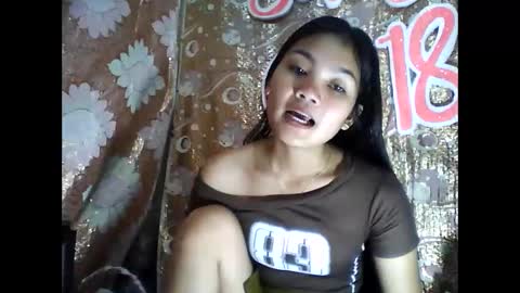 Snapshot of pinay_just18th chatting on 14, 2, 2026 pinay_just18th online show from 14, 2, 2026