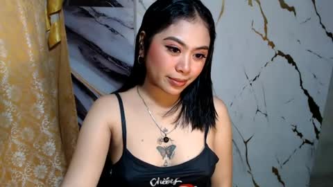 Snapshot of pinay_shinexxx chatting on 4, 8, 2026 pinay_shinexxx online show from 4, 8, 2026