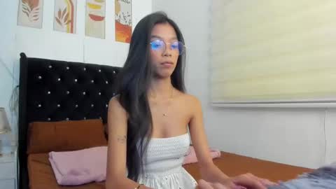 Snapshot of pinay_xpress chatting on 25, 9, 2025 TINA online show from 25, 9, 2025