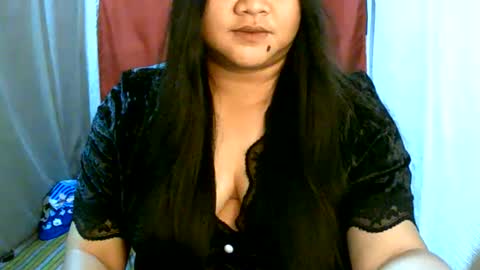 Snapshot of pinayjona chatting on 9, 5, 2026 pinayjona online show from 9, 5, 2026