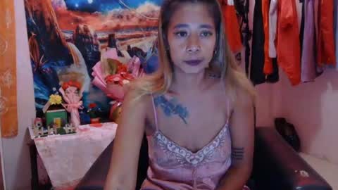 pinaymorena_renelda online show from 25, 6, 2026
