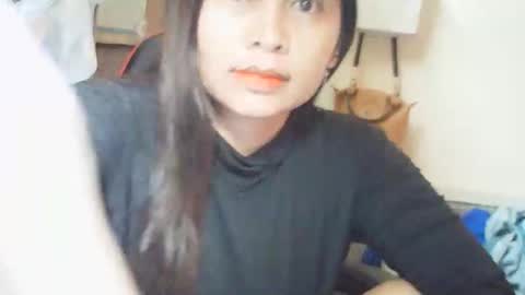 Snapshot of pinaysunday chatting on 2, 11, 2025 pinaysunday online show from 2, 11, 2025