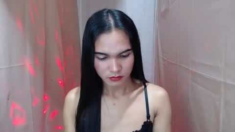 celistina Crwford online show from 28, 9, 2025