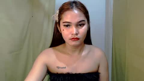 celistina Crwford online show from 25, 7, 2026