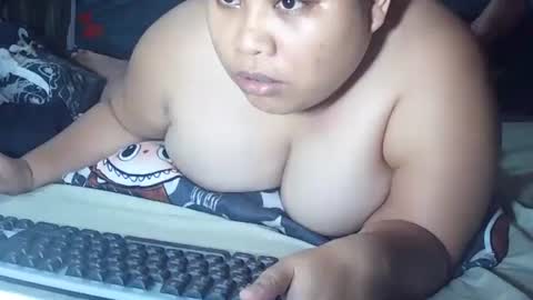 Snapshot of pinaysweet_couple chatting on 25, 3, 2026 pinaysweet_couple online show from 25, 3, 2026