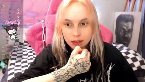 Nancy online show from 25, 2, 2026