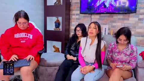 pink_as online show from 14, 2, 2026