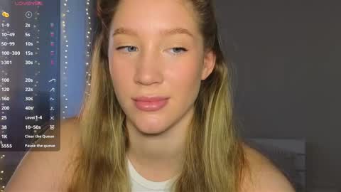 Snapshot of pink_rosee_ chatting on 20, 12, 2024   online show from 20, 12, 2024