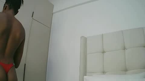 Snapshot of pinkaura_ chatting on 1, 2, 2026 PinkyAura online show from 1, 2, 2026