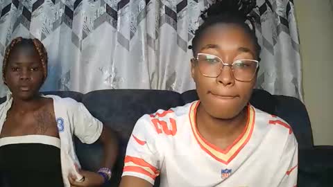 Snapshot of pinkaura_ chatting on 22, 2, 2026 PinkyAura online show from 22, 2, 2026