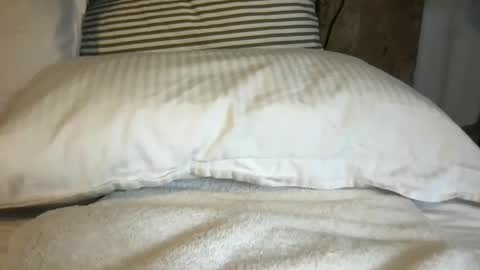 Pink Camerra online show from 15, 2, 2025