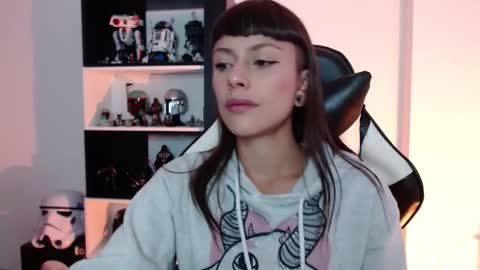 Emily online show from 8, 9, 2025