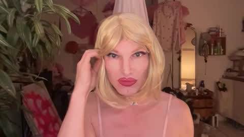 Snapshot of pinkfag chatting on 11, 2, 2026 pinkfag online show from 11, 2, 2026