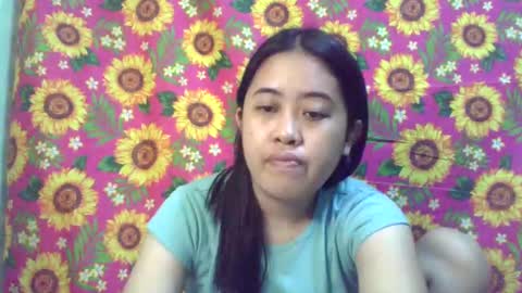 Snapshot of pinkish_shine chatting on 8, 2, 2025 Hi  its me shine  online show from 8, 2, 2025