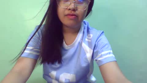 Snapshot of pinkish_shine chatting on 23, 2, 2025 Hi  its me shine  online show from 23, 2, 2025