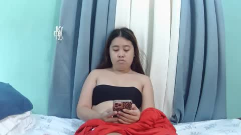Snapshot of pinkish_shine chatting on 18, 9, 2025 Hi  its me shine  online show from 18, 9, 2025