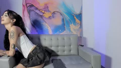 Snapshot of pinksmile_1 chatting on 21, 12, 2025 pinksmile_1 online show from 21, 12, 2025