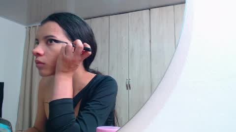 pinky_f00x online show from 30, 4, 2026