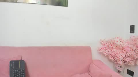 pinky_f00x online show from 8, 7, 2026